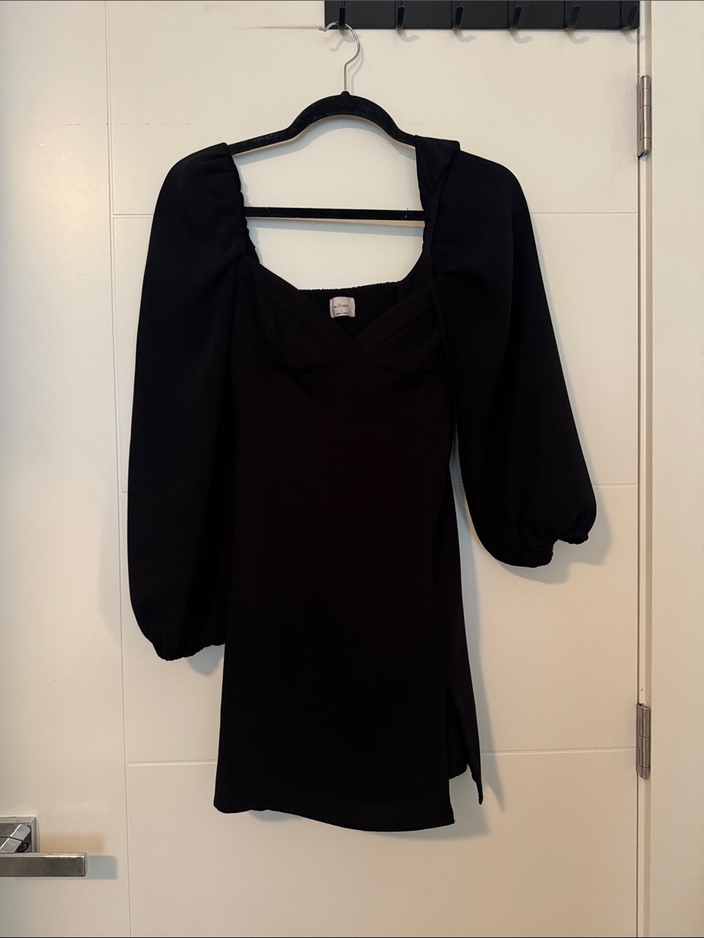 Wilfred Black Puff-Sleeve Mini Dress